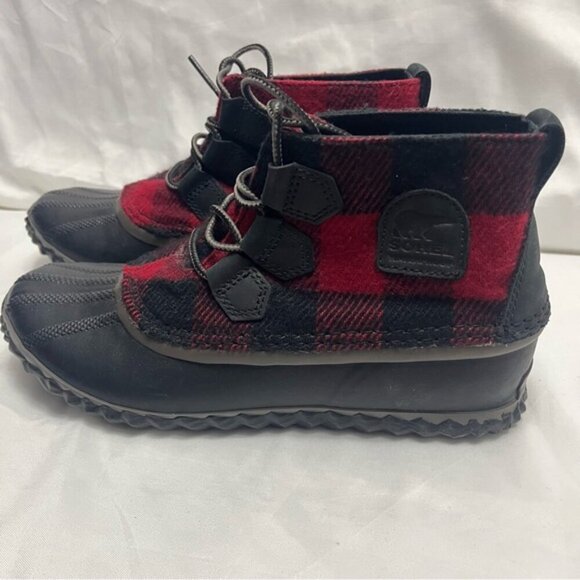 Sorel Out N About Waterproof Duck Boots Buffalo Plaid 8 - Picture 4 of 7